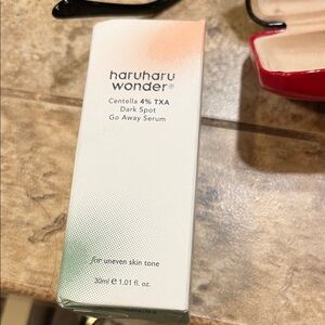 HARUharu wonder 4% TXA Dark Spot Serum - Go away Serum Unopened
made In KOREA